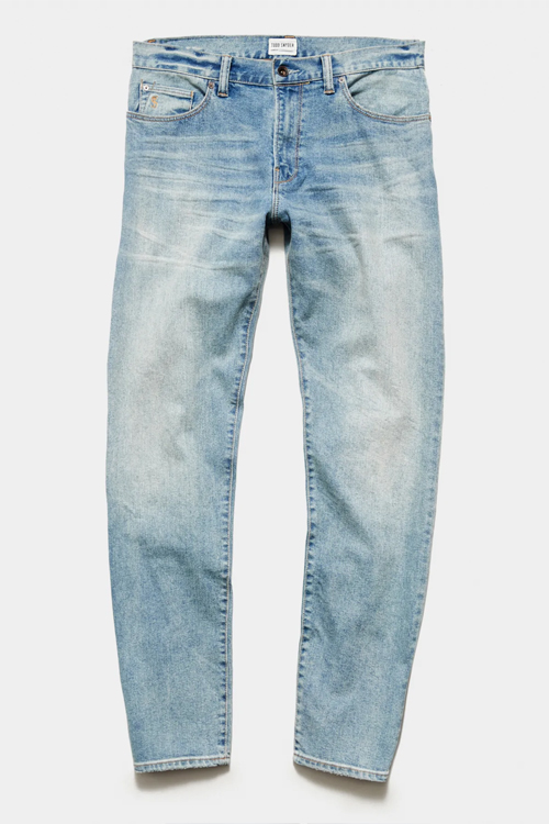 STRAIGHT FIT STRETCH JEAN IN FADED WASH