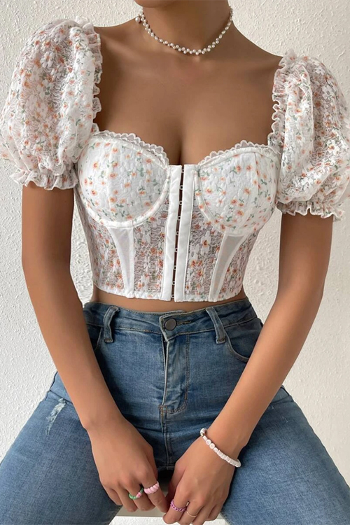 Ditsy Floral Print Sweetheart Neck Puff Sleeve Crop Top