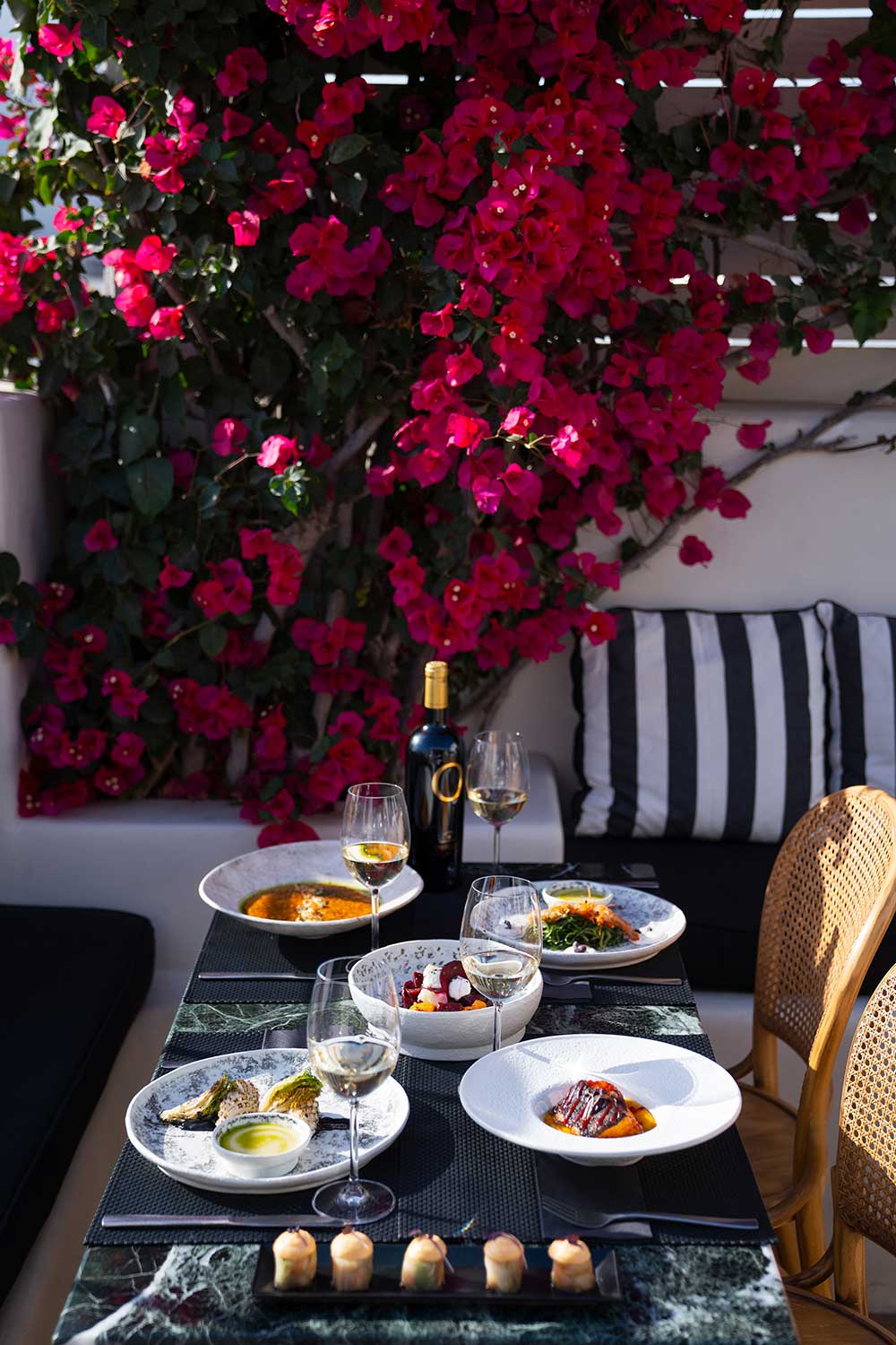 Santorini's Must-Visit Food Destination: Fino Restaurant, Where Mediterranean Cuisine Meets Artistry and Innovation