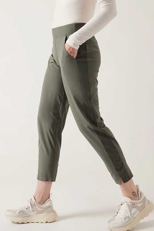 ankle pants with front and back pockets, high stretch, mid-rise in khaki