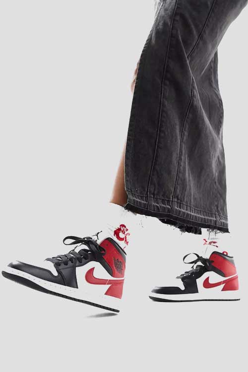 Air Jordan 1 Mid sneakers in dark gray and gym red