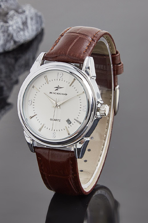 Classic Quartz Wristwatch With Leather Strap, Suitable For Daily Wear, Business Meetings, Gifting