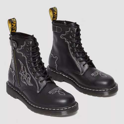 Gothic americana leather lace up boots