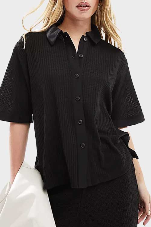 crochet boxy shirt co-ord in black