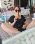 Allyson Holleb