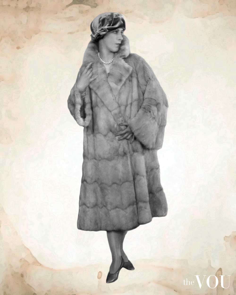 1920s Fashion Wrap Fur Coat