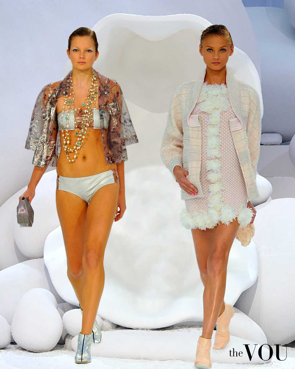 CHANEL Spring/Summer 2012 Fashion Show