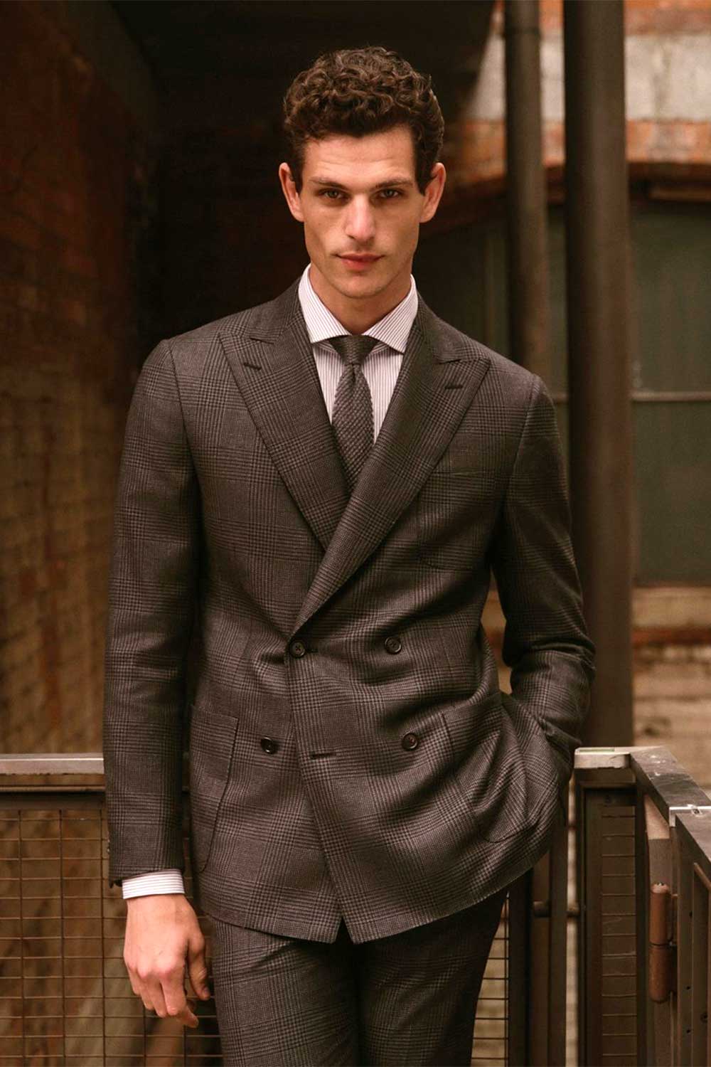 美品 コルネリアーニ スーツ セットアップ SUPER120 シングル 46 コルネリアーニ Corneliani シングルスーツ セットアップ ジャケット