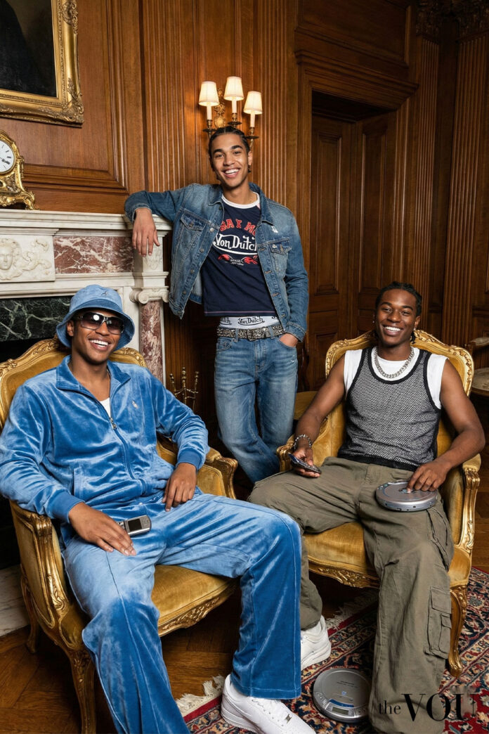 Male-models-dressed-in-Y2K-outfits-thevou.com